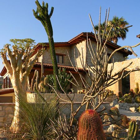 Relais Garden Cactus B&B Favara Luaran gambar